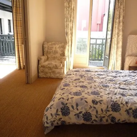 B9453 - Cosy T4 - Biarritz Halles Apartament